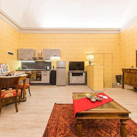 Lussuoso Appartamento Nel Cuore Di Bologna Exterior photo